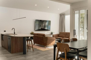 Clare Hillside Apartments